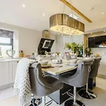 2 Bed In Skipton Oc-82602 *