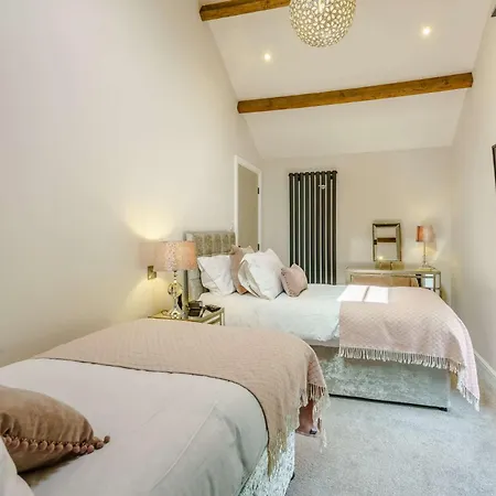2 Bed In 82602